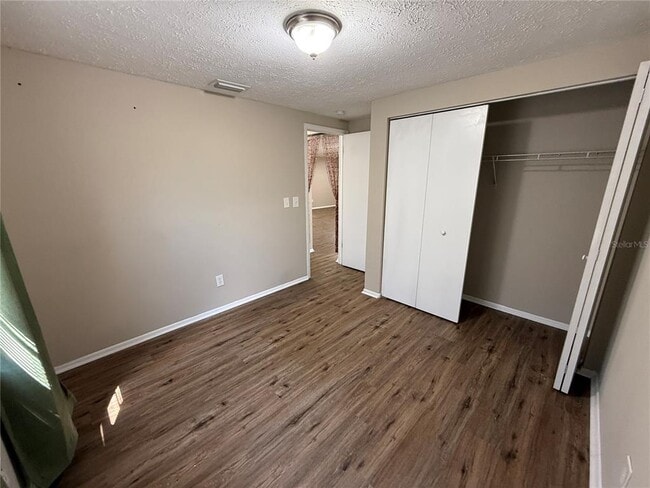 Building Photo - 3246 Fox Lake Dr