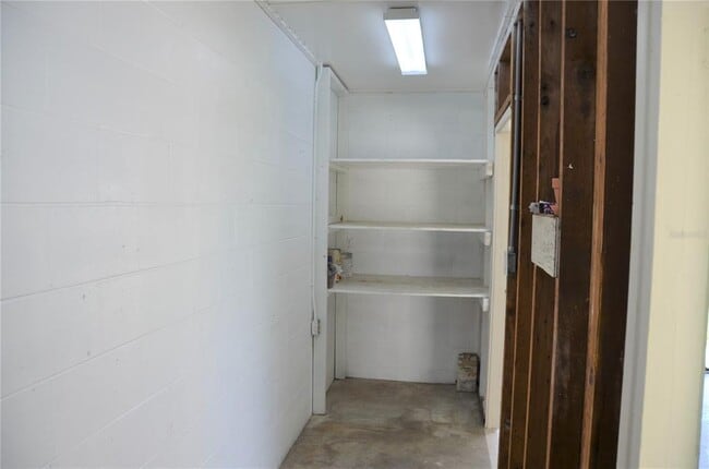 Building Photo - 1602 Lancaster Ave