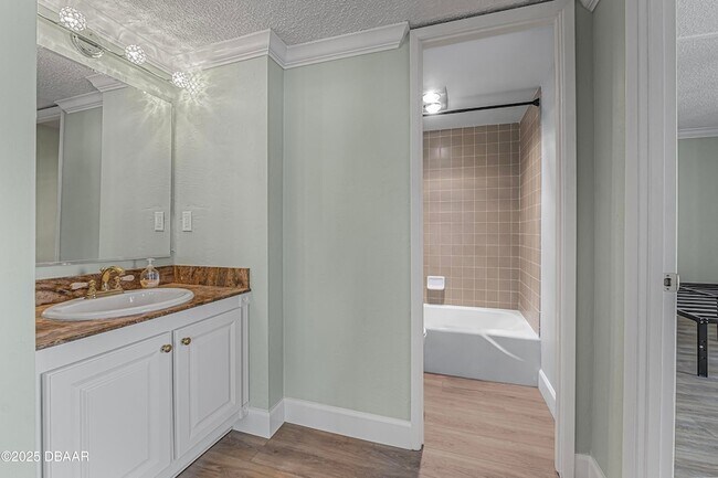 Building Photo - 3047 S Atlantic Ave