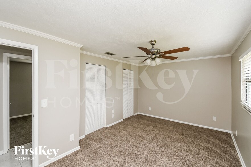 Building Photo - 3572 Fortuna Dr