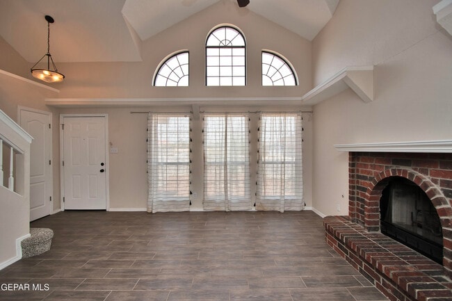 Building Photo - 11726 Stone Castle Dr