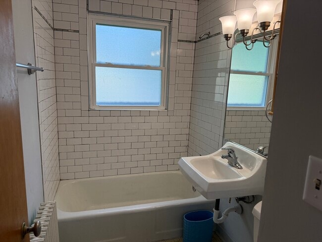 Building Photo - 8 N Harrison St