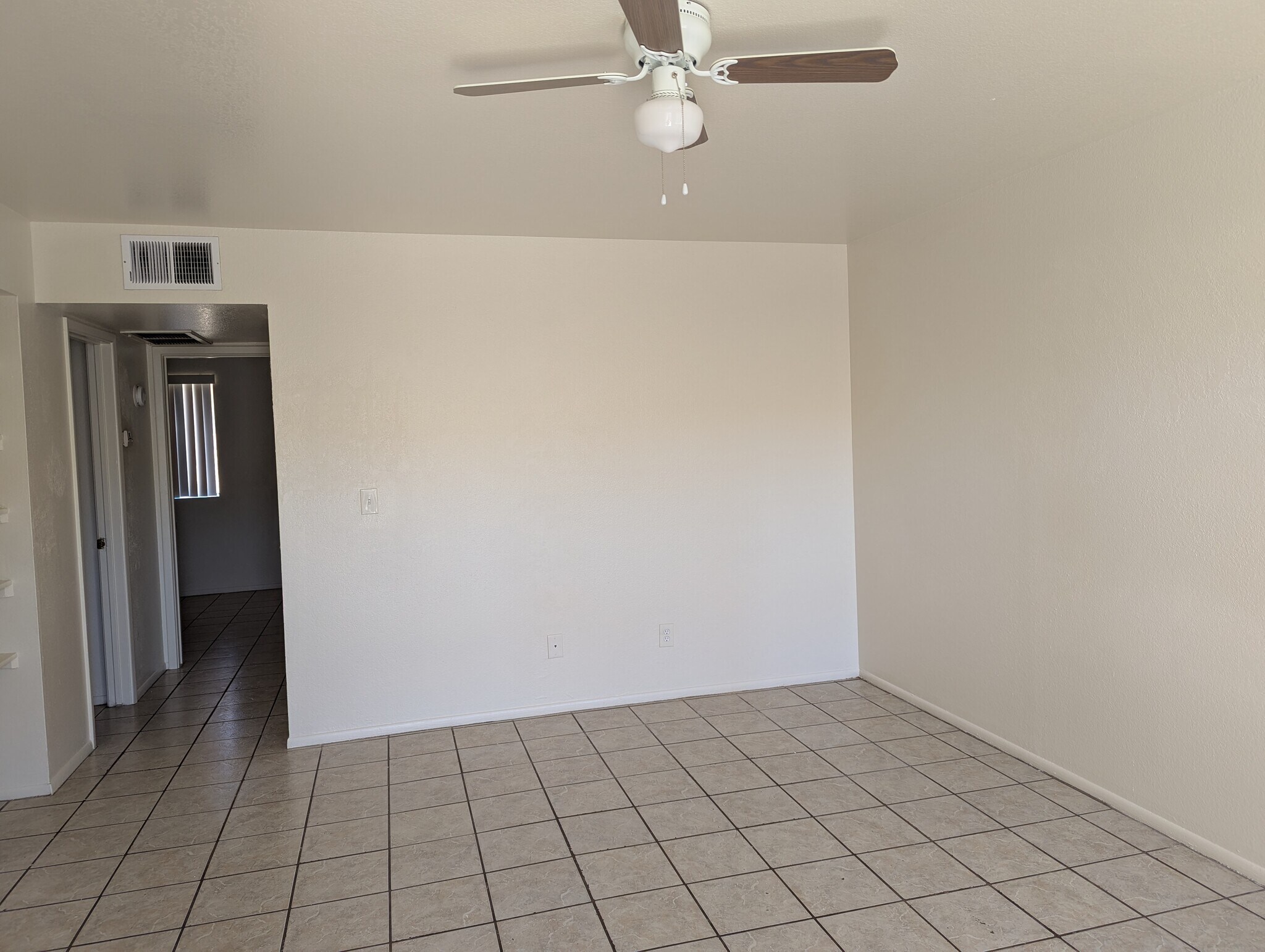 Building Photo - 343 N 93rd St