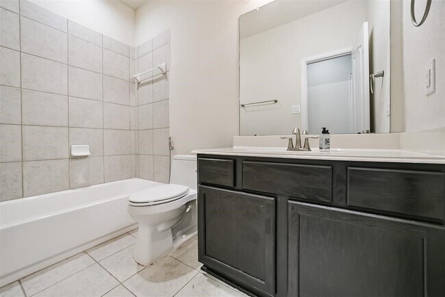 Building Photo - 4210 Audrey Manor Ln