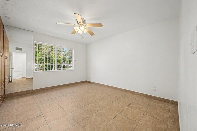 Building Photo - 6138 N 15th Ave