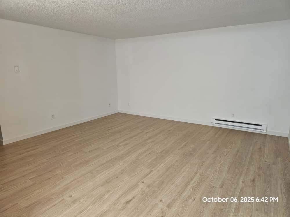 Building Photo - 36 NE Lombard St