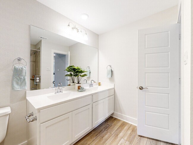 Building Photo - 17735 Sapphire