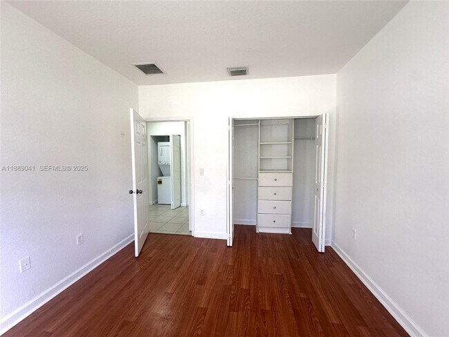 Building Photo - 2731 NE 3rd Dr