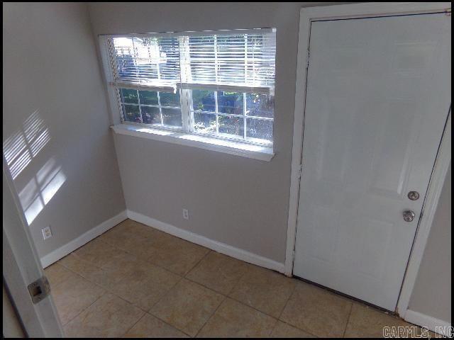 Building Photo - 17 Neal Pl