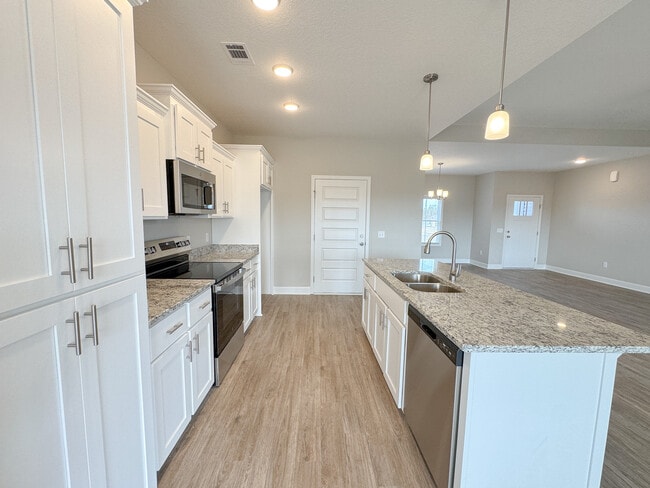 Building Photo - 310 Parkersburg Ln