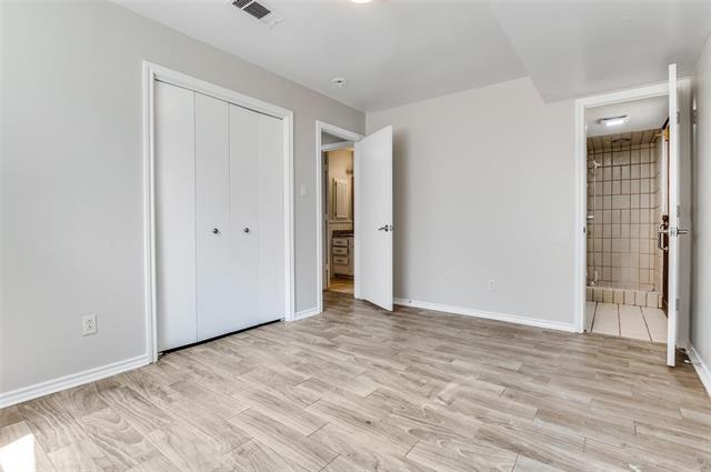 Building Photo - 1311 Willowbrook St