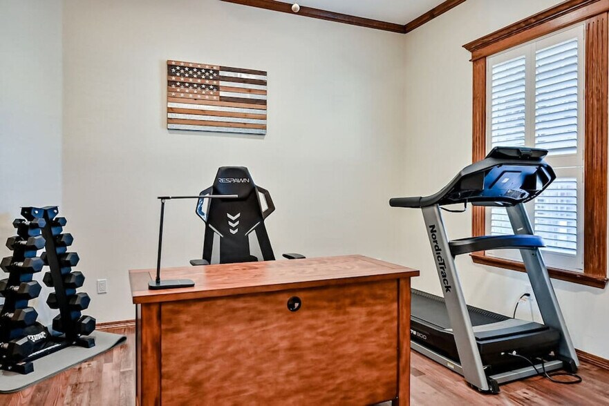 Building Photo - 811 Mallard Pointe Dr