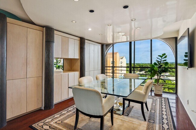 Building Photo - 7217 Promenade Dr