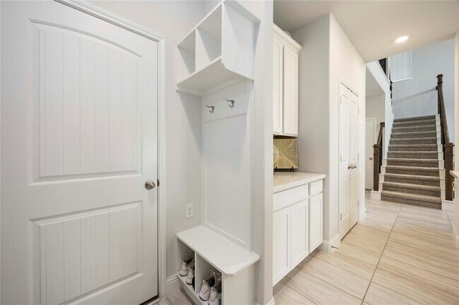 Building Photo - 7023 Arbor Bay Ln
