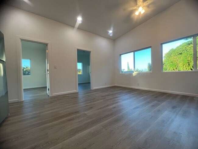 Building Photo - 837 Kili Pl