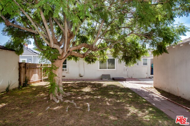 Building Photo - 6651 W 88th St