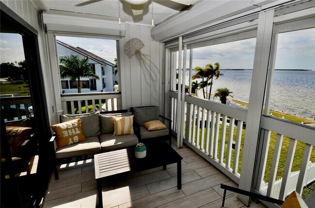 Building Photo - 814 Bahia Del Sol Dr