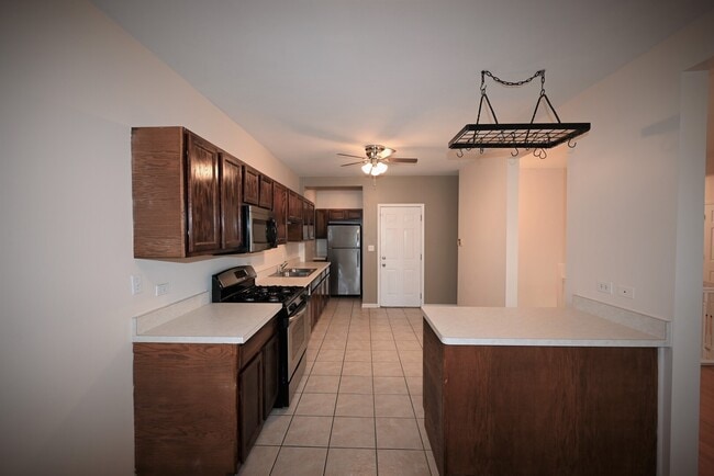 Building Photo - 5400 N Campbell Ave
