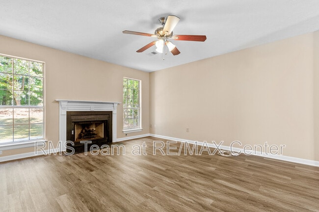 Building Photo - 3525 Park Bluff Ln NW