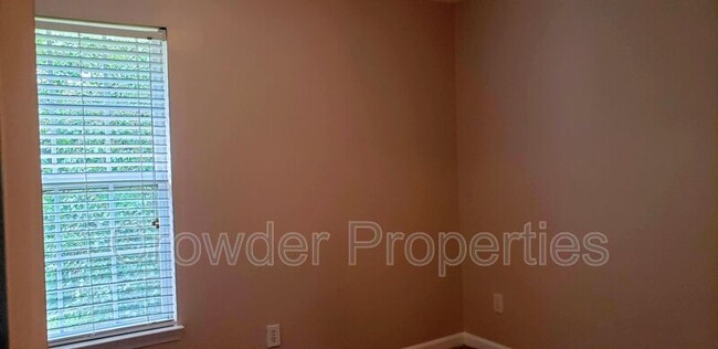 Building Photo - 10811 Wyndham Pointe Dr