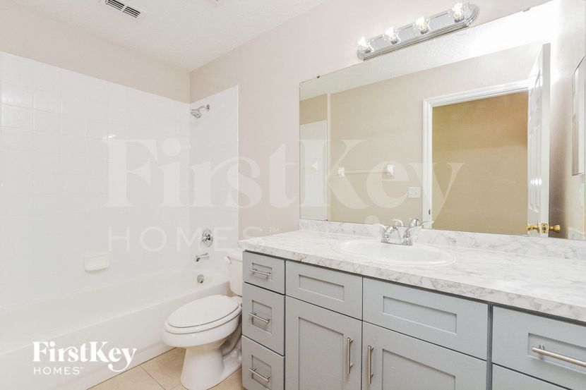 Building Photo - 5216 Sunset Canyon Dr