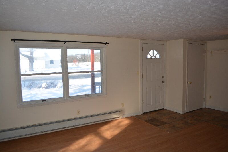 Building Photo - 6758 Benton Rd