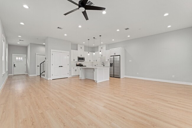 Building Photo - 6480 T C Jester Blvd