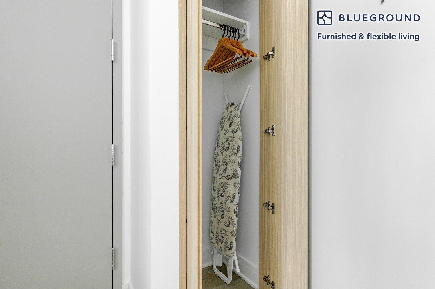 Building Photo - 240 3rd Ave