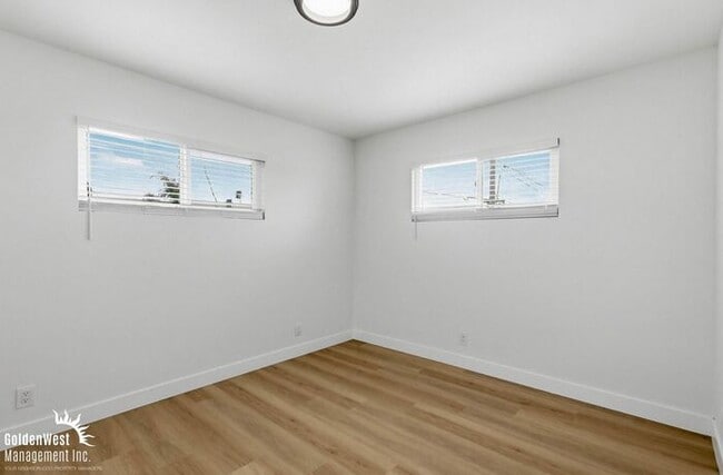 Building Photo - Newly Renovated 2Bdm 1Ba Apartment with Modern Upgrades in Chula Vista!