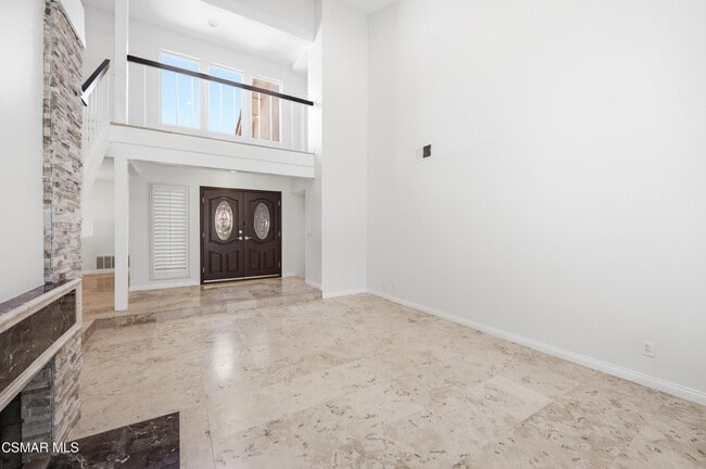 Building Photo - 681 Triunfo Canyon Rd