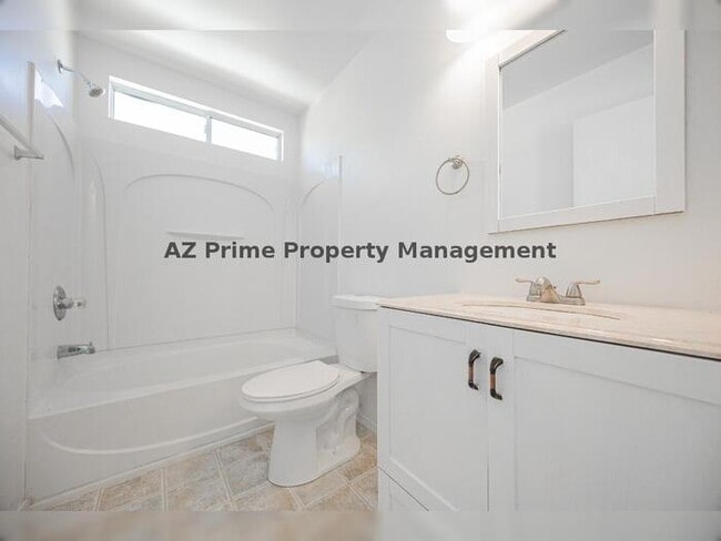 Building Photo - 4018 W Fremont Rd.