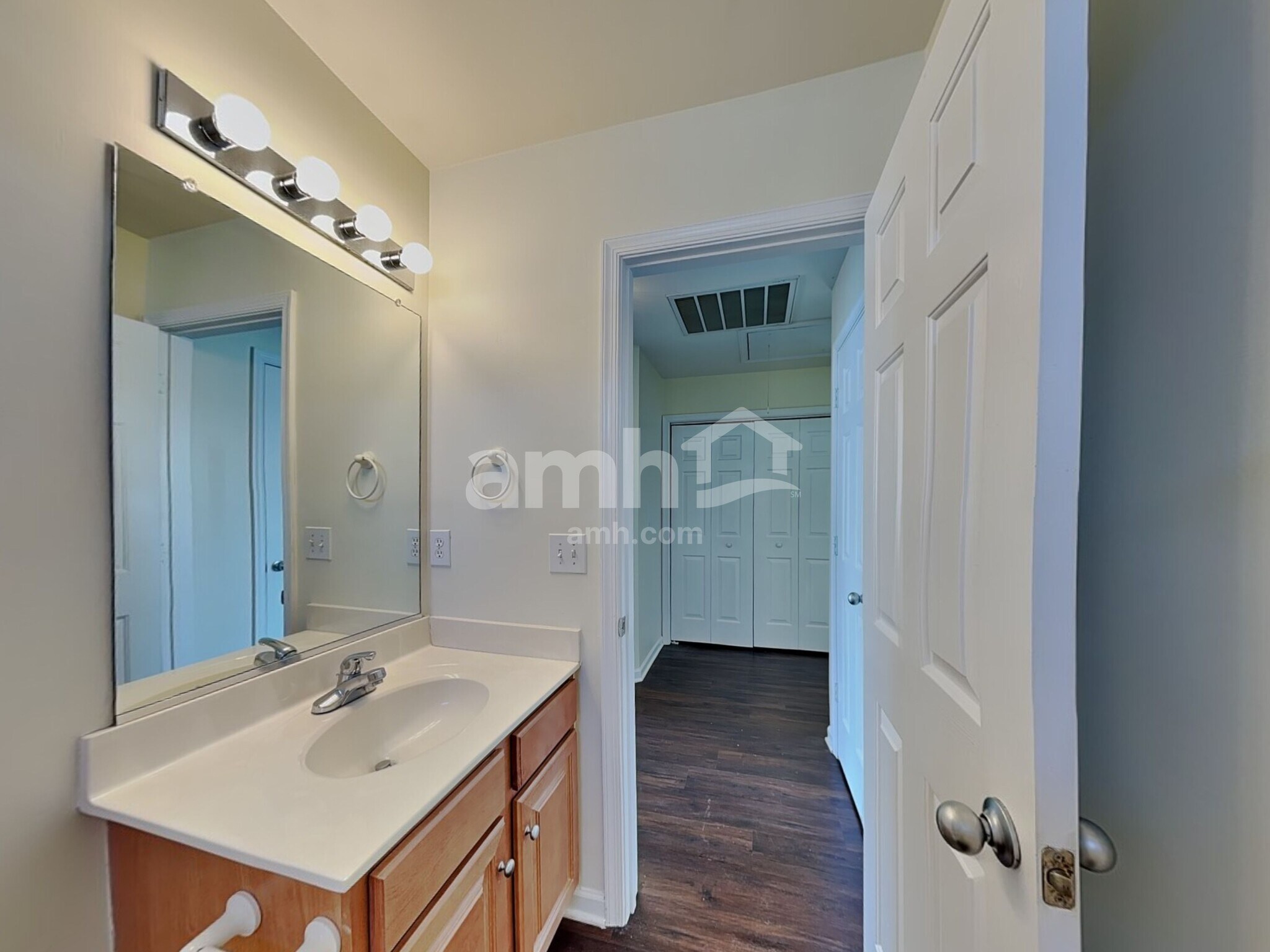 Building Photo - 1710 Beeson Park Ln