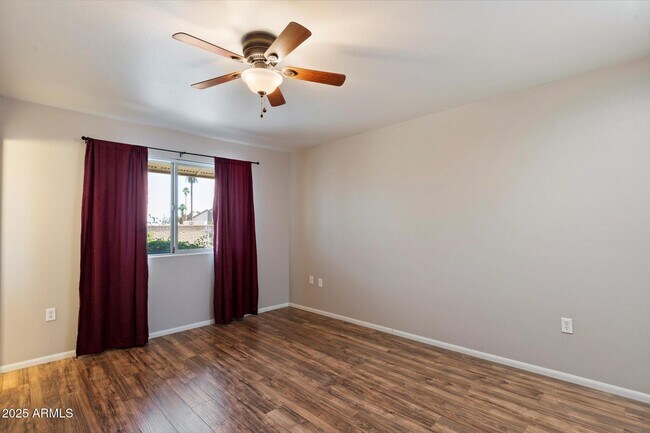 Building Photo - 9901 W Bright Angel Cir