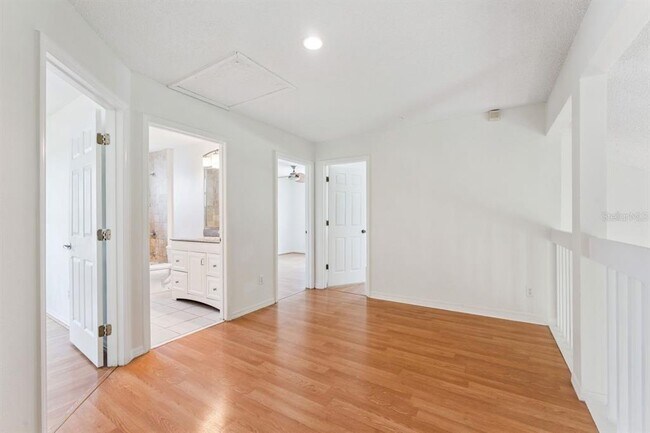 Building Photo - 13635 Waterhouse Way