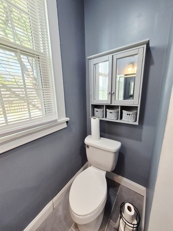 Building Photo - 2723 Fendall Ave