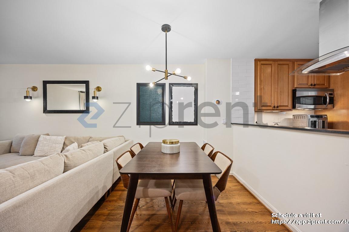 Building Photo - 1183 N Vernon St