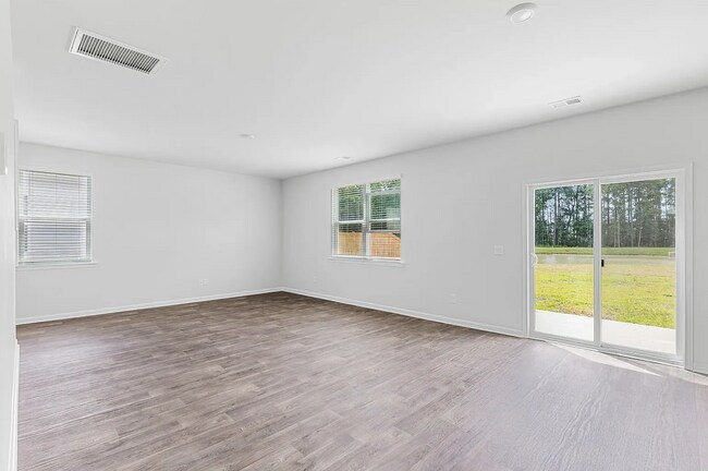 Building Photo - 201 N Lgt Wy