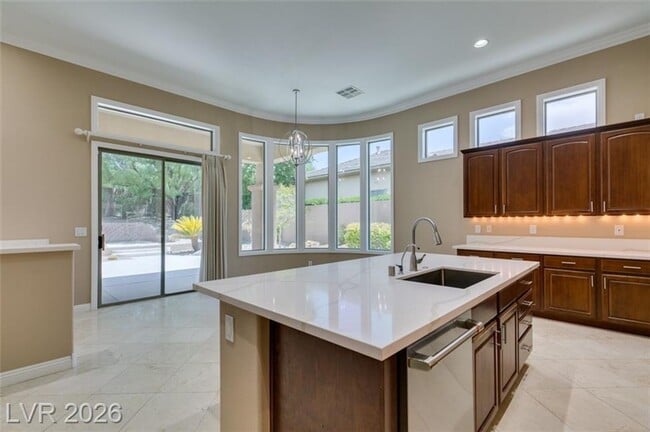 Building Photo - Elegant Anthem Country Club Residence with Spa, Balcony & 3-Car Garage