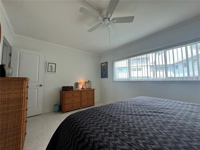 Building Photo - 6161 Gulf Winds Dr