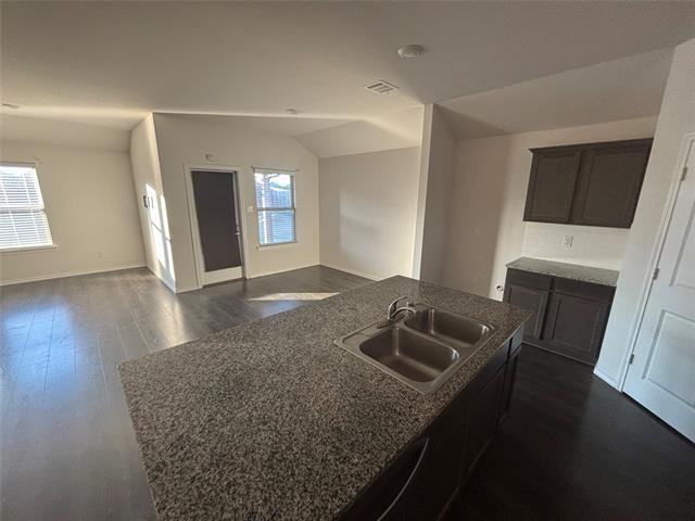 Building Photo - 1112 Homestead Ln