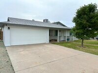 Building Photo - Wonderful Continental East home in Tempe!!