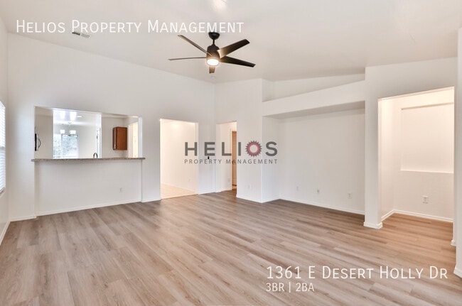 Building Photo - 1361 E Desert Holly Dr