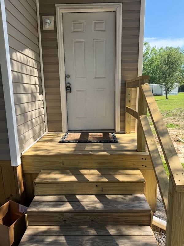 Building Photo - 808 Annie Pearle Ln