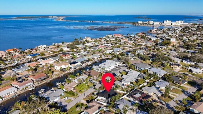 Building Photo - 2161 Edythe Dr