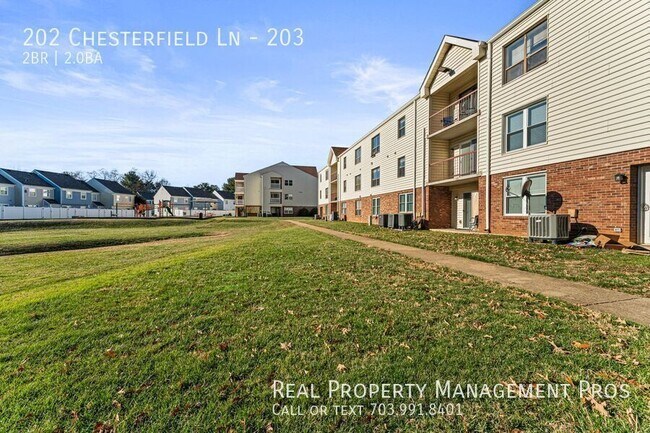 Building Photo - 202 Chesterfield Ln