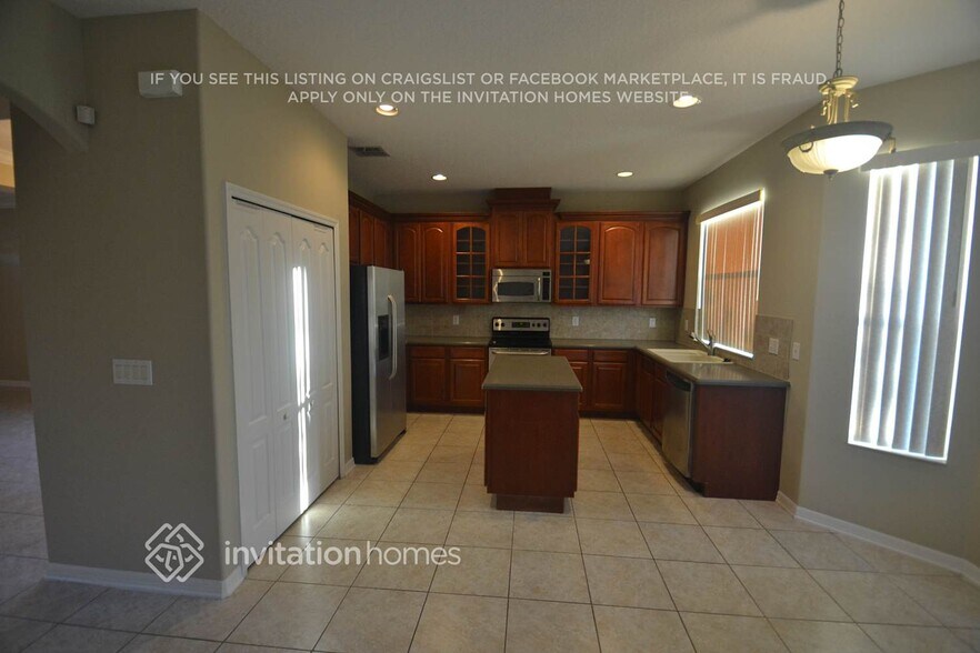 Building Photo - 5529 Oakworth Pl