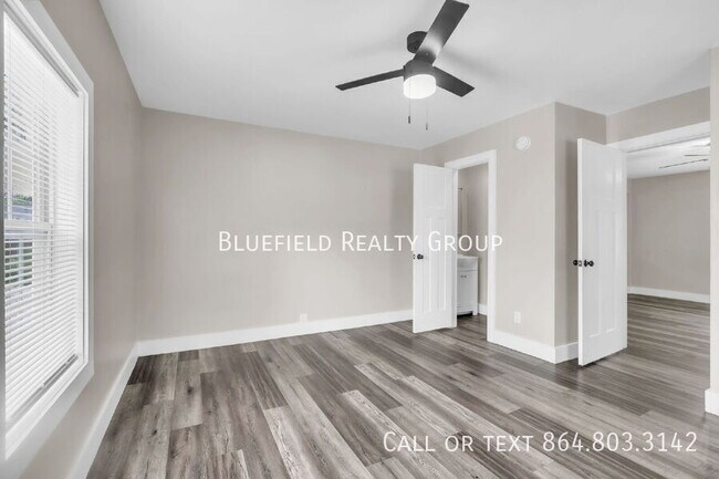 Building Photo - 212 E Bearden St
