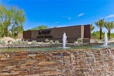 Building Photo - 77 Syrah