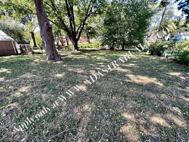 Building Photo - Very Nice 3 bedroom Home in Kansas City, MO-Available in FEBRUARY!!