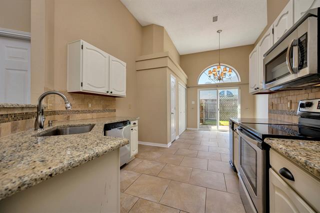 Building Photo - 43 Alamosa Dr